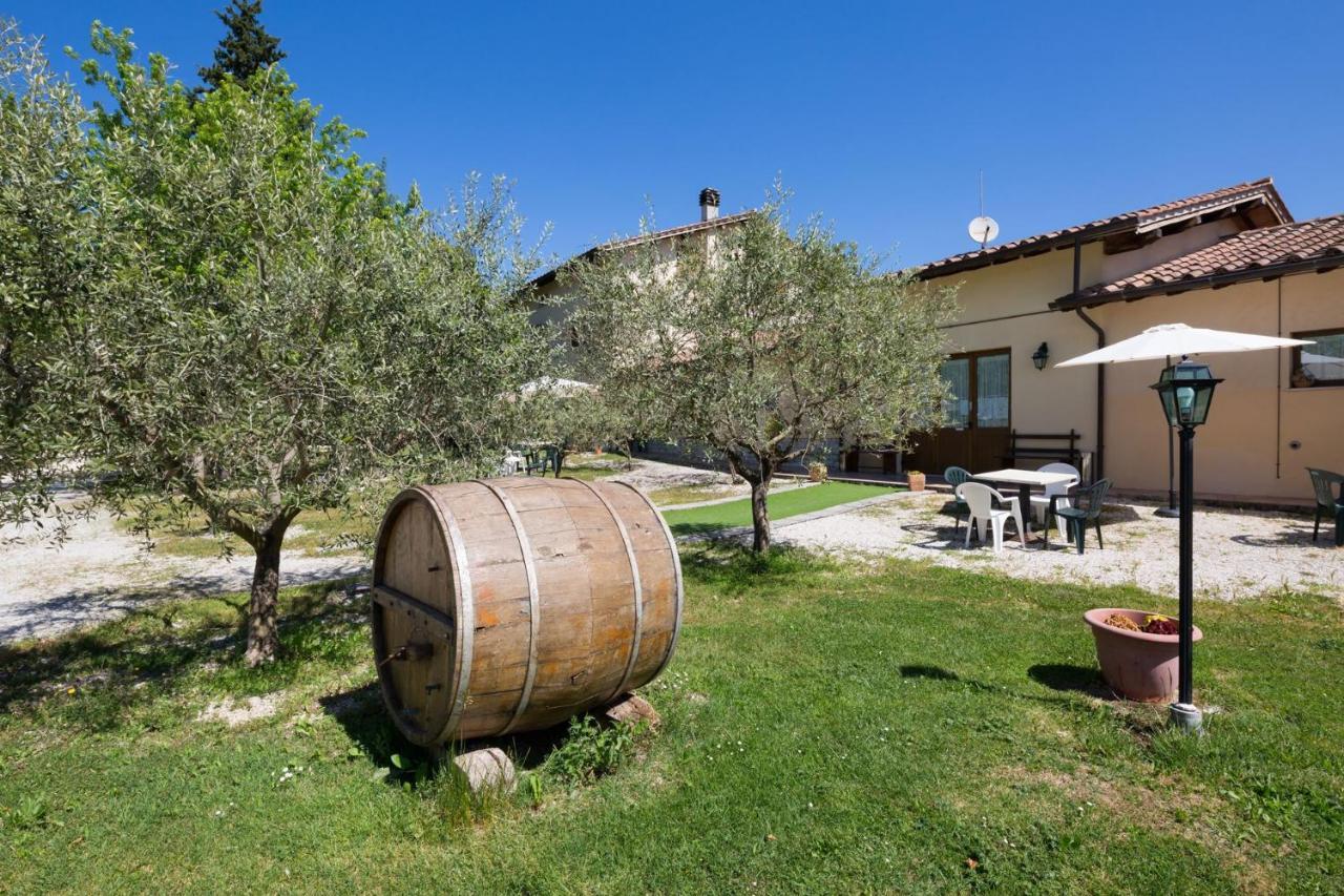 Agriturismo Casella Del Piano Gubbio Eksteriør bilde