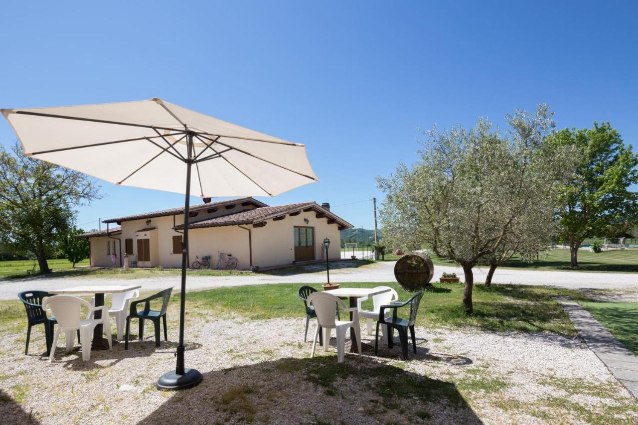 Agriturismo Casella Del Piano Gubbio Eksteriør bilde