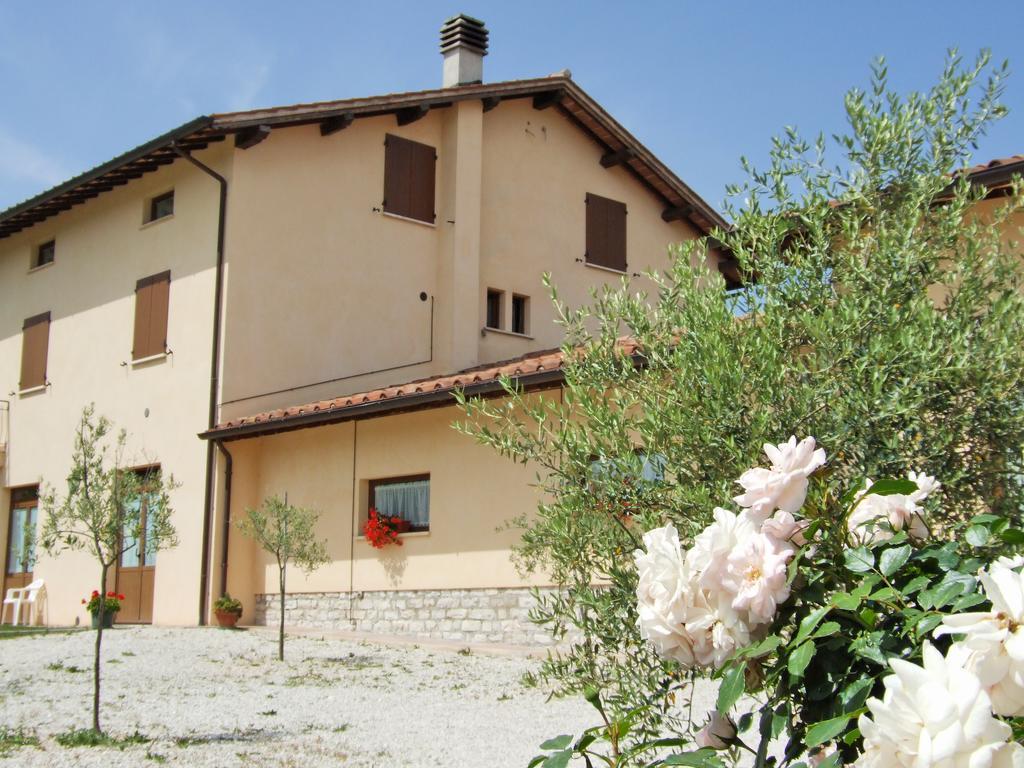 Agriturismo Casella Del Piano Gubbio Eksteriør bilde